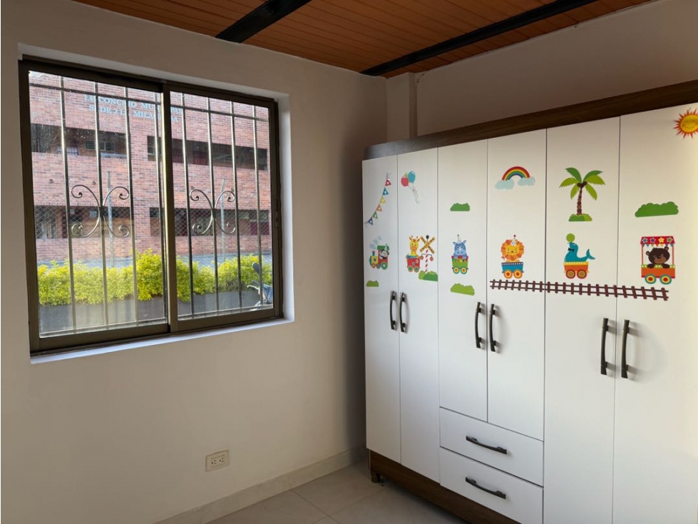 Apto con parqueadero privado — foto 4