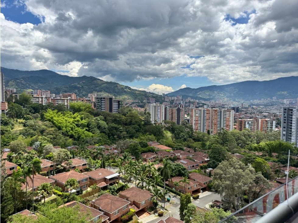 APTO DISPONIBLE EN ENVIGADO, BENEDICTINOS CON UNA VISTA ESPECTACULAR.. — foto 2