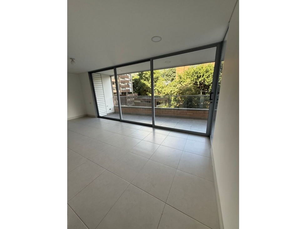 APTO DISPONIBLE PARA LA VENTA EN ENVIGADO. CERCA AL MALL TERRACINA. — foto 4