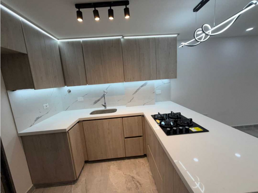 Se vende Apto en venta Duplex en Cabañitas Bello — foto 5