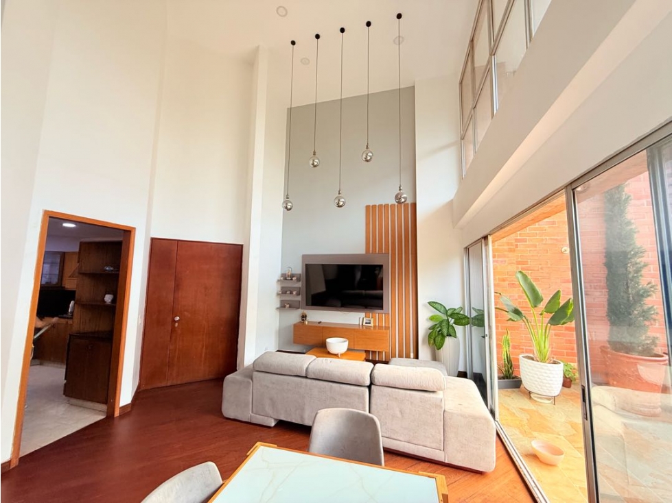 Apto Duplex en venta, Poblado San Lucas 264m2 — foto 2