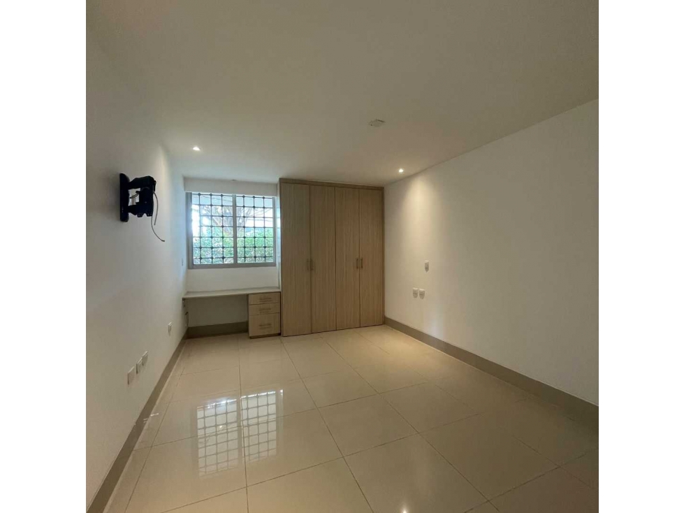 APTO EN ARRIENDO EN EL GOLF 2 HABITACIONES PRIMER PISO — foto 3