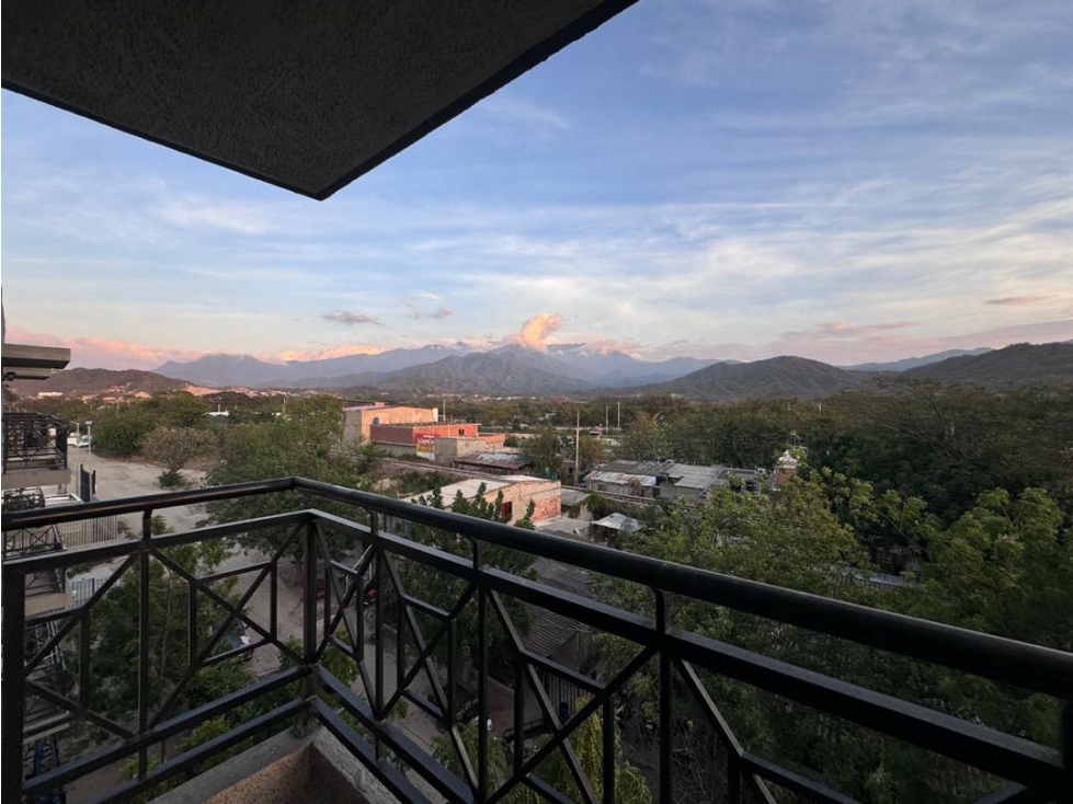 APTO EN ARRIENDO EN POBLADO RESERVAS DE CURINCA