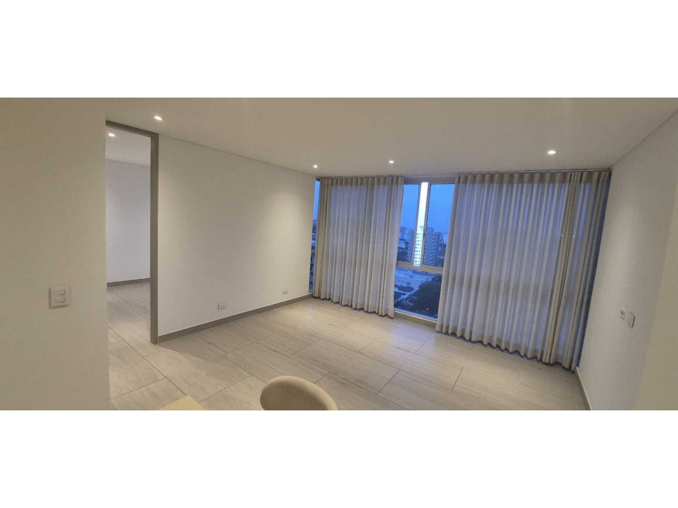 APTO EN DISTRITO 90 2 HABITACIONES 89 MTS PISO 11 LADO SOMBRA - 4