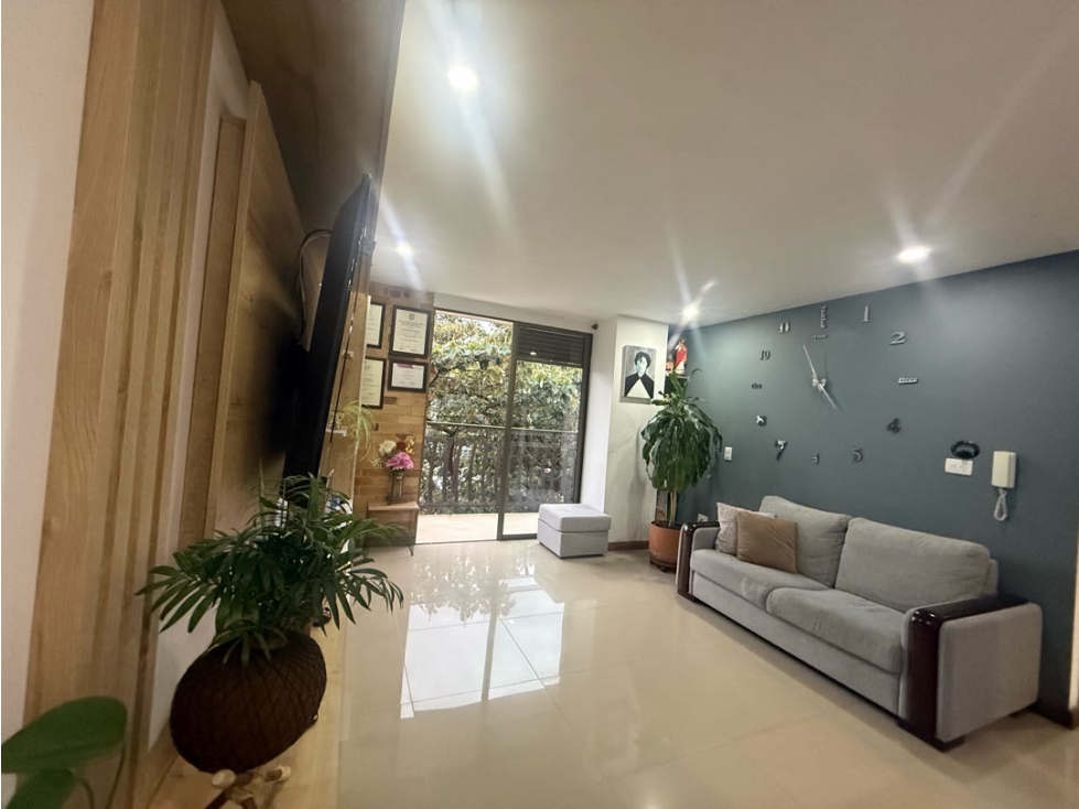 Apto en edificio con ascensor y parqueadero privado — foto 4