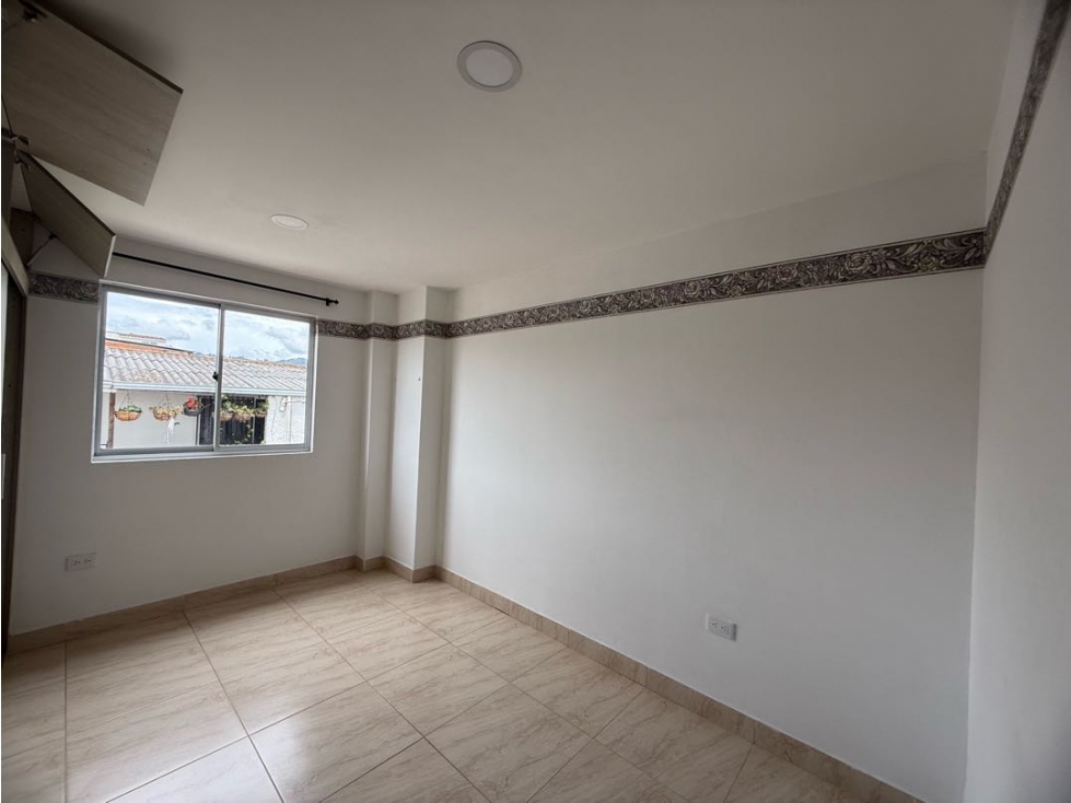 Apto en edificio sin ascensor — foto 3