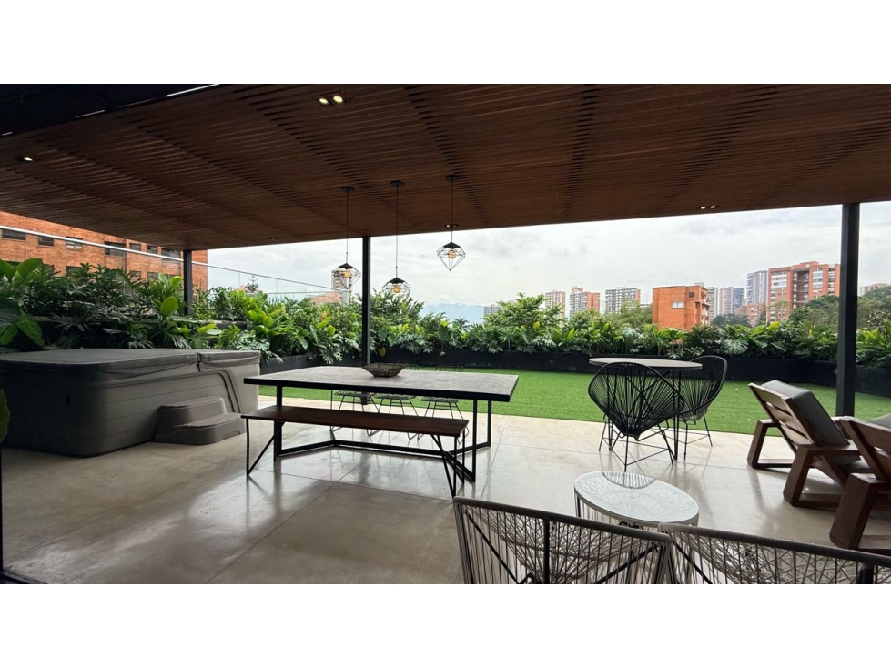Apto en el Poblado Sector San Lucas 140m2+160 terraza con Jaccuzy — foto 4