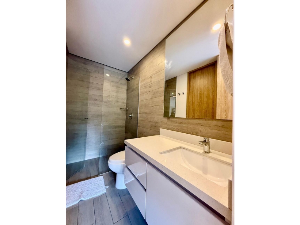 Apartamento en Arriendo Amoblado sector Poblado — foto 4