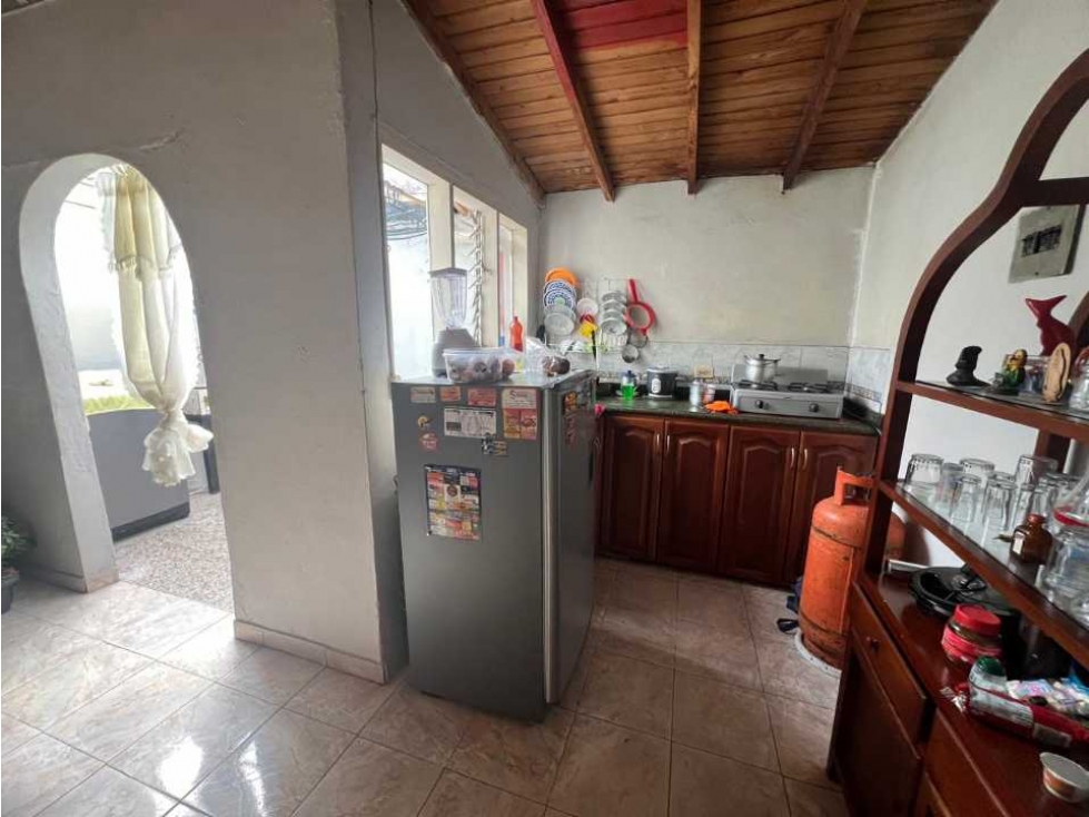 Apto en segundo piso a la venta, excelente ubicación — foto 3