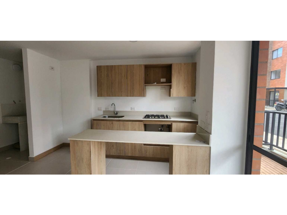 Apto en Urbanización cerrada con terraza