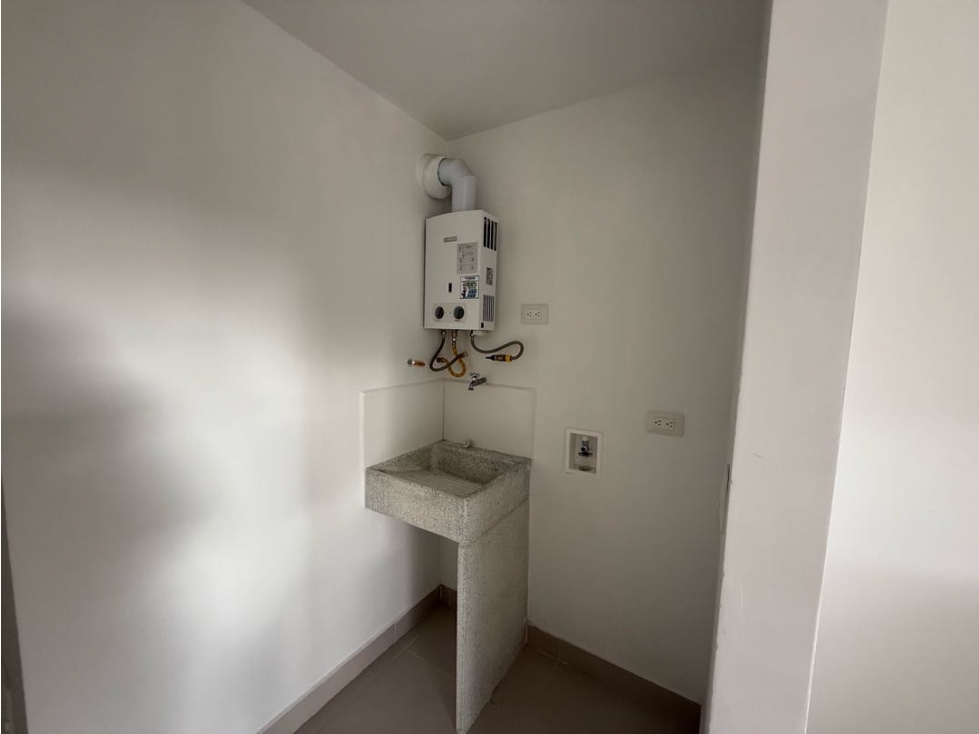 Apto en Urbanización cerrada La Ceja — foto 4