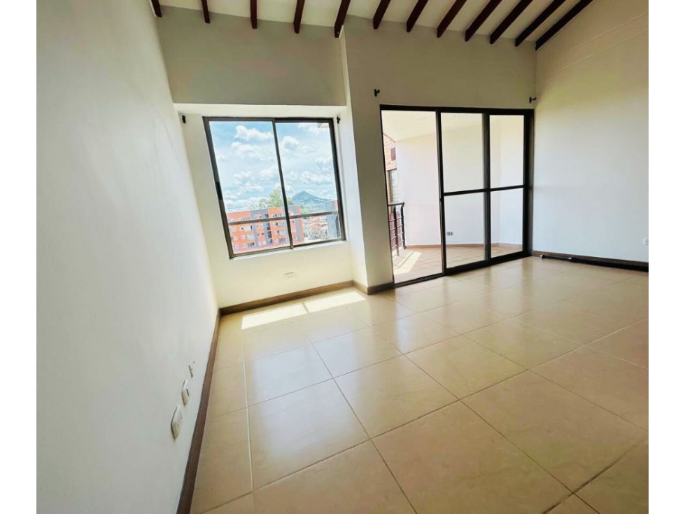 Apto en Urbanización cerrada La Ceja — foto 3
