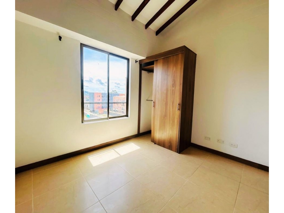 Apto en Urbanización cerrada La Ceja — foto 6