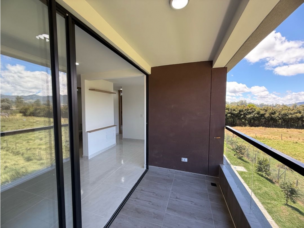 Apto en Urbanización cerrada La Ceja — foto 6