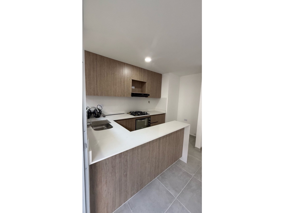Apto en urbanización cerrada La Ceja (Ant) — foto 2