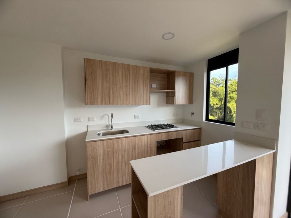 Apto en Urbanización cerrada para estrenar — foto 2