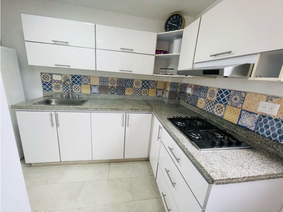 APTO EN VENTA BARRIO LA FLORA — foto 2