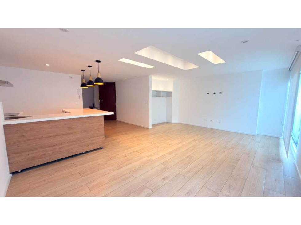 APTO EN VENTA BELLA SUIZA TRIPLEX, 3 HABITACIONES, ESTUDIO, 2 PARQU