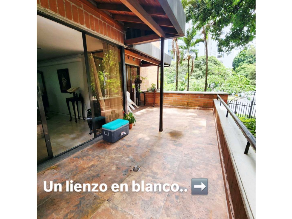 Apto en venta. Para remodelar/Flipping. Poblado, San Fernando plaza. — foto 2