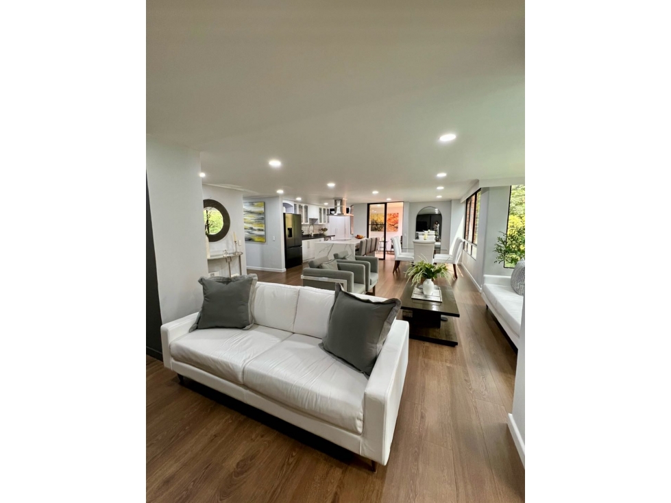 Apto en venta remodelado balsos