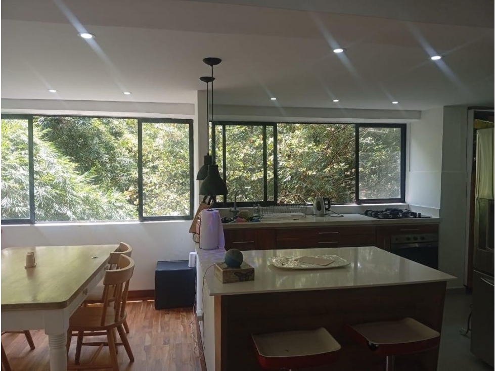 HERMOSO APTO/DUPLEX. TRANQUILIDAD ABSOLUTA. — foto 6