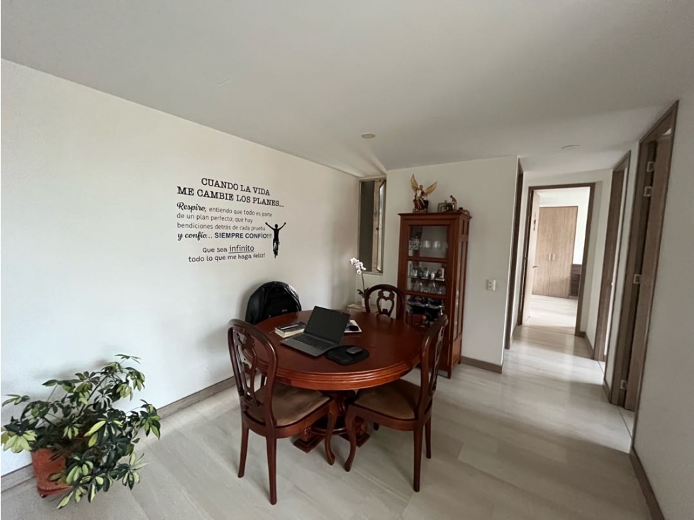 APTO ENVIGADO/CHINGUI 84mt -3 ALCOBAS- PISO ALTO- UNIDAD COMPLETA — foto 4