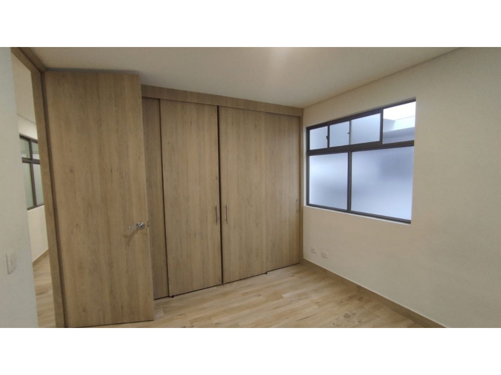 Apto interno con parqueadero y ascensor — foto 4