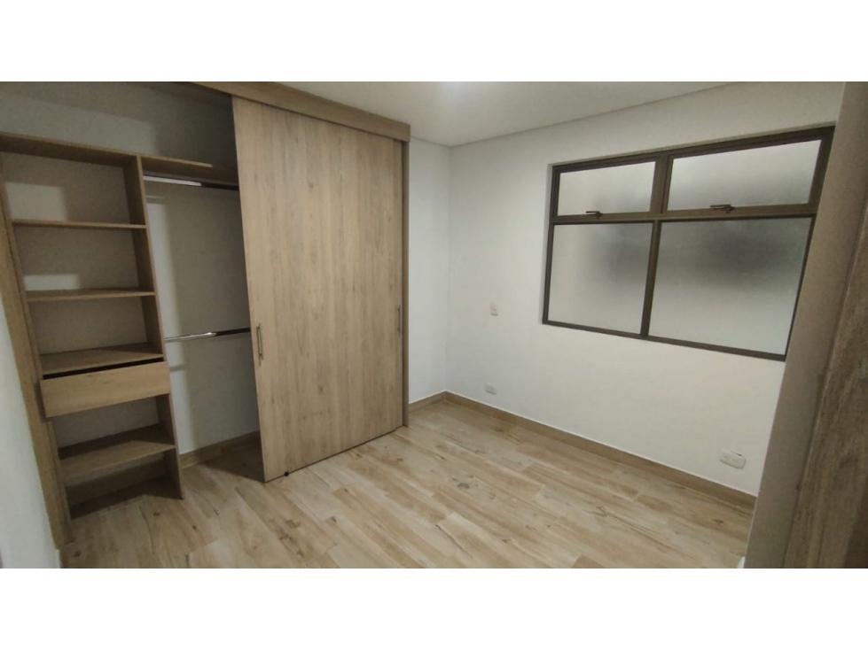 Apto interno con parqueadero y ascensor — foto 6