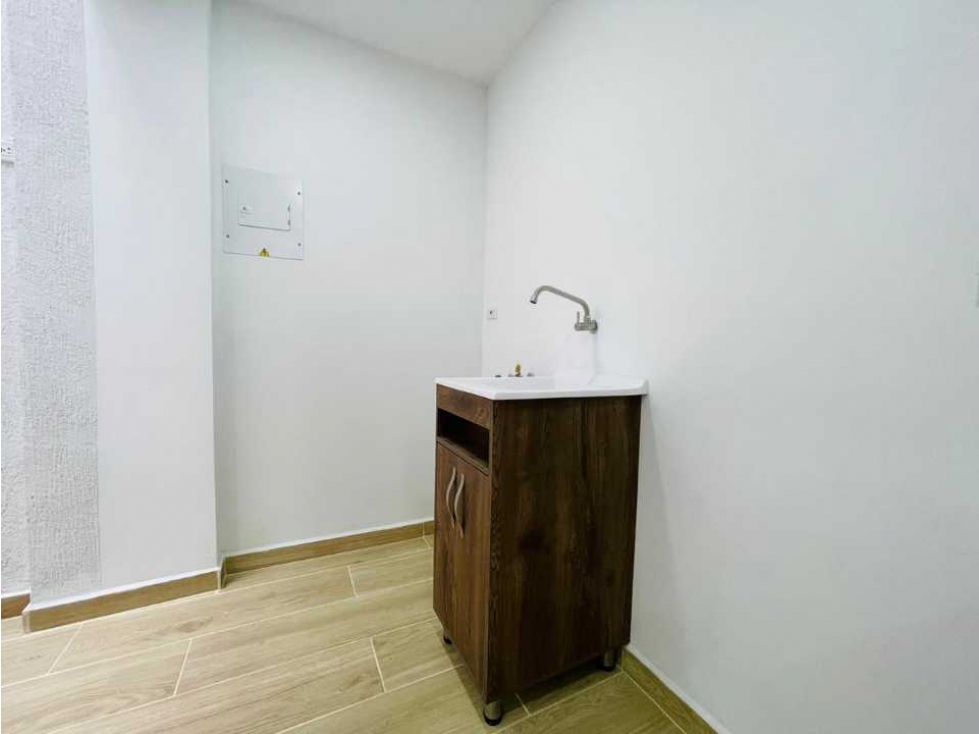 Apto interno para estrenar, excelente ubicación — foto 3