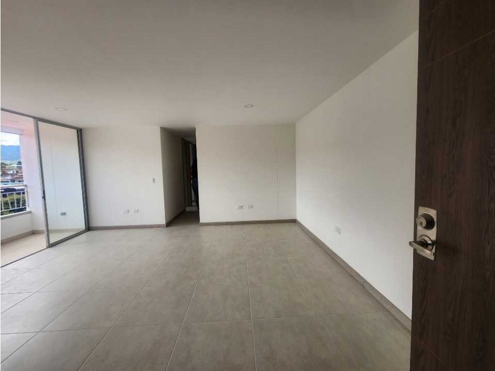 Apto para estrenar en La Ceja, excelente sector — foto 3