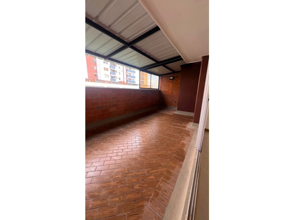 Apto remodelado con terraza privada en La Estrella | Sector Ferreria — foto 5