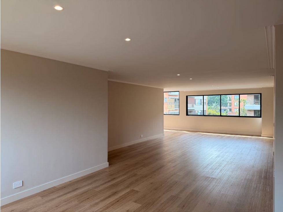 Apto remodelado en venta | Poblado Alejandría (Edificio 37 años) — foto 4
