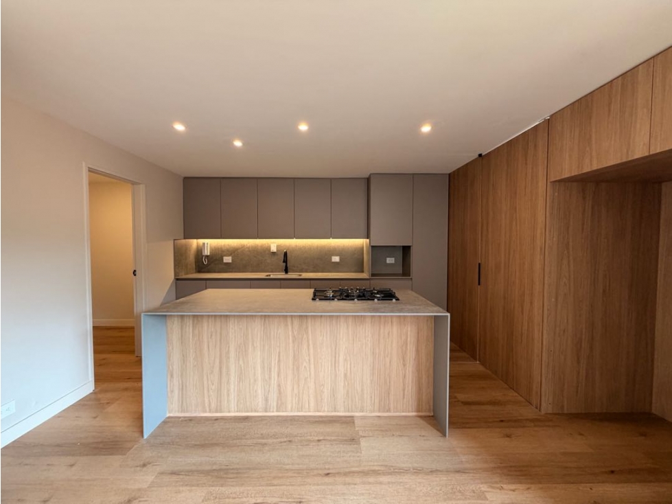 Apto remodelado en venta | Poblado Alejandría (Edificio 37 años) — foto 6