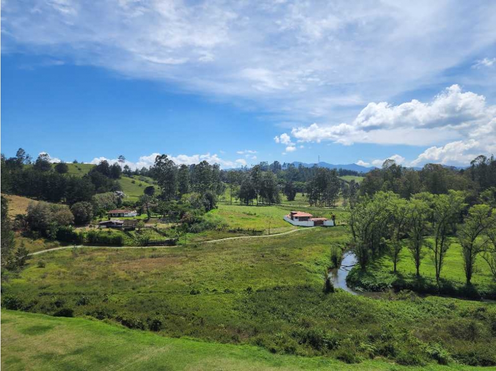 Apto Urbanización cerrada Rionegro