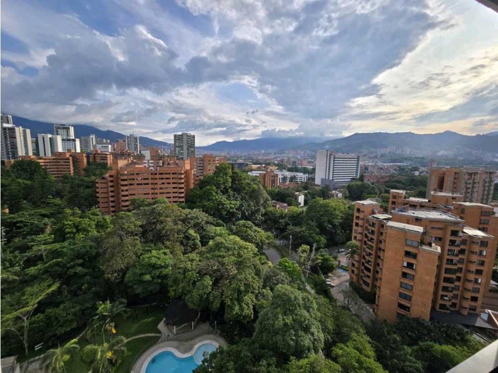 Apto/poblado/patio bonito-milla de oro