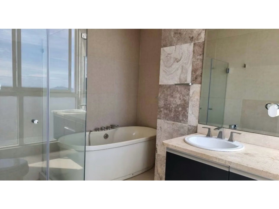 AQLUILER DE APARTAMENTO AMOBLADO EN AVENIDA BALBOA PH RIVAGE JP — foto 6