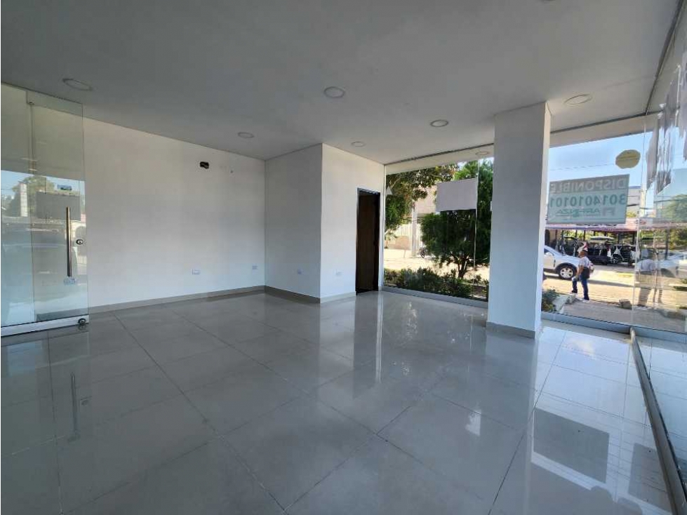 Ariiendo Local Comercial Excelente Ubicacion — foto 4