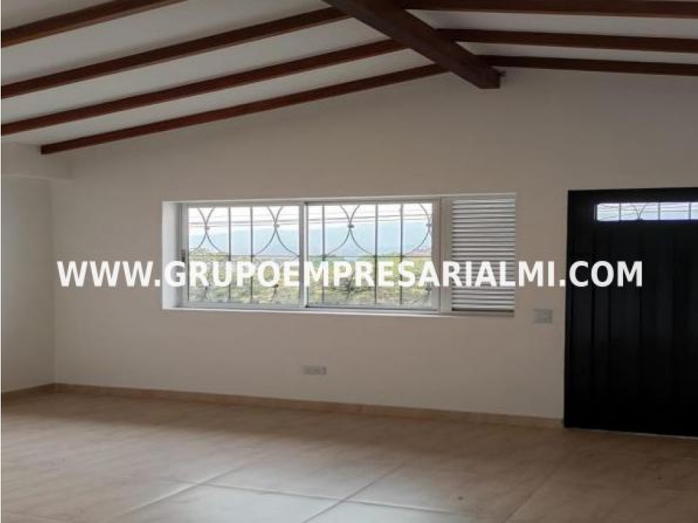 ARMONIOSA CASA BIFAMILIAR EN VENTA - SECTOR PALENQUE COD: 32505