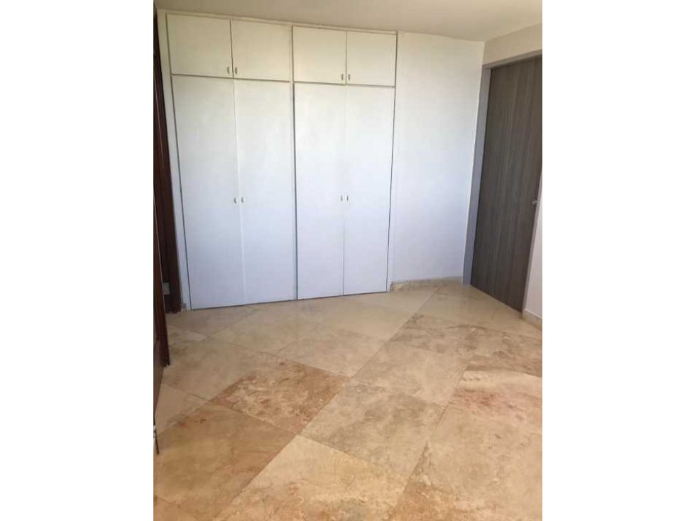 VENTA DE APARTMENTO EN BELLA VISTA PH ROCA MAR 237M2 JP — foto 3