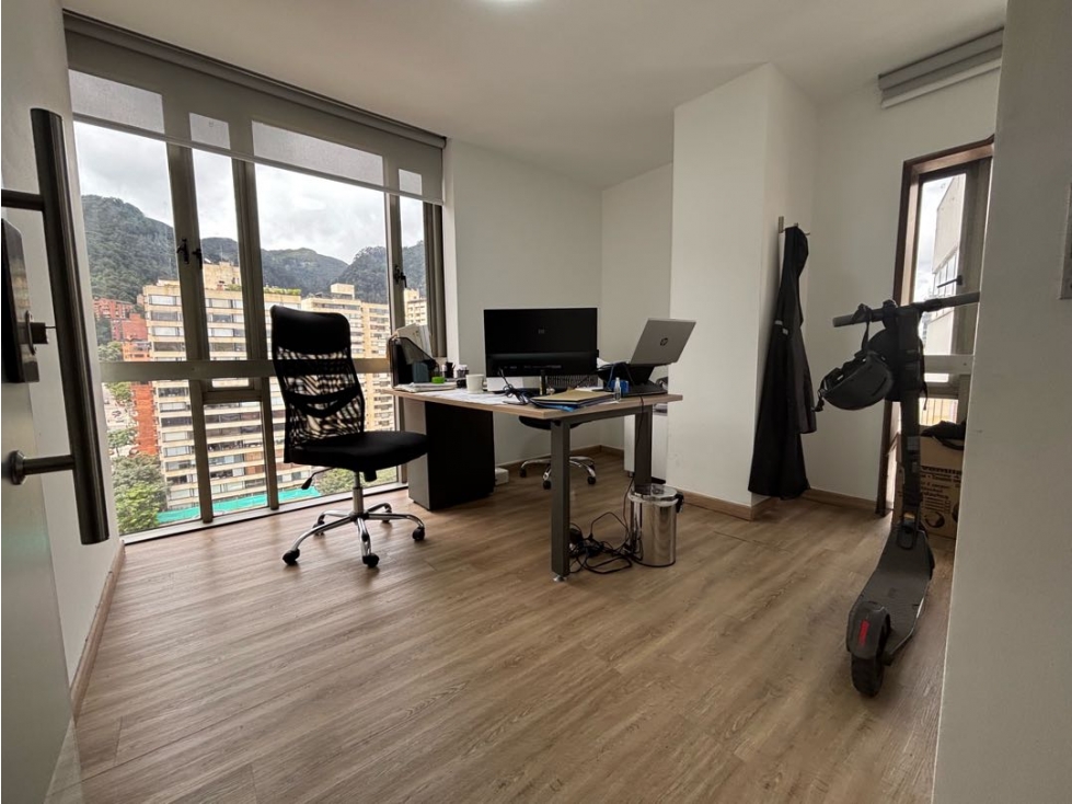 VENTA OFICINA (RENTANDO) 195m2 + 6 GARAJES EXTERIOR EL NOGAL — foto 4