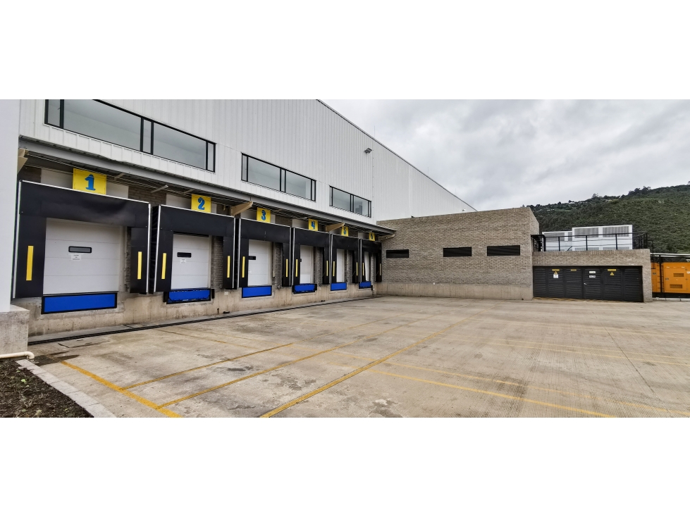 Arrienda Bodega en Tocancipá 4.750 M2 - 3