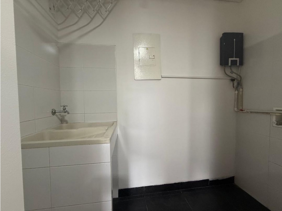 Arriendo apto chapinero alto — foto 4