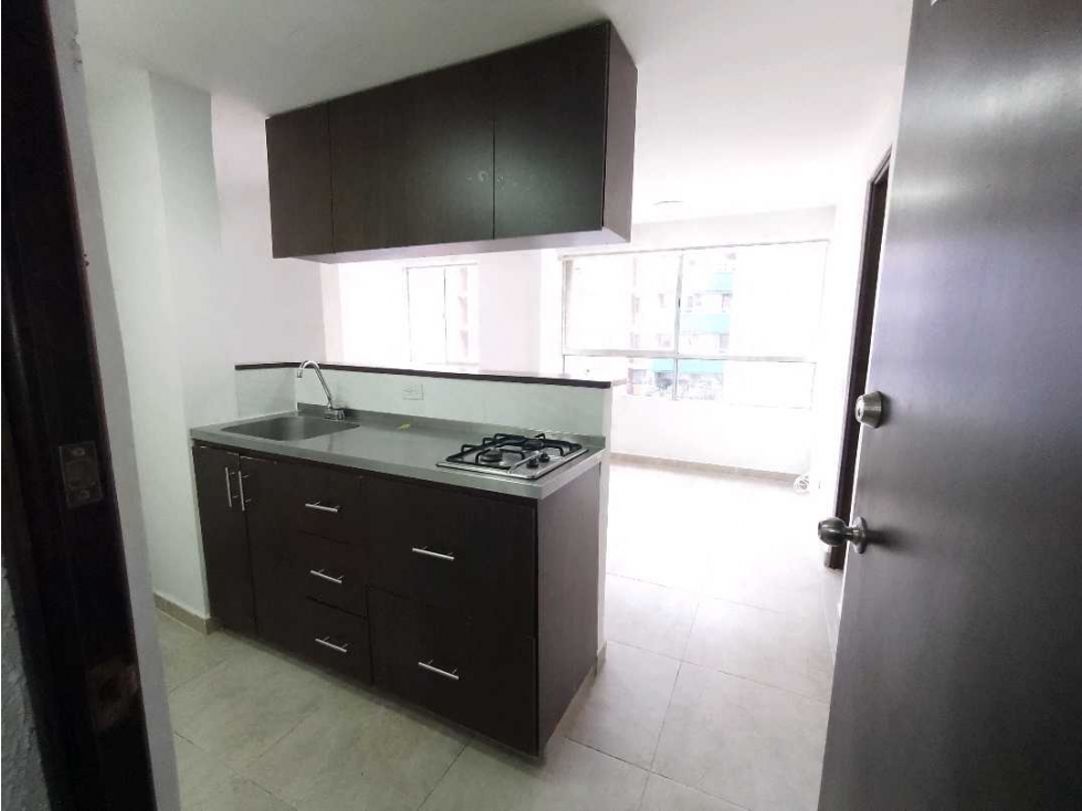 EN VENTA APARTAESTUDIO EN VENTAS EN BOSTON, MEDELLIN PISO 4 - 1