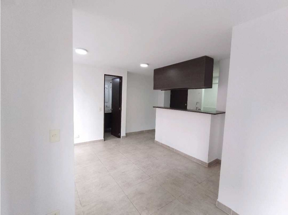 EN VENTA APARTAESTUDIO EN VENTAS EN BOSTON, MEDELLIN PISO 4 - 5
