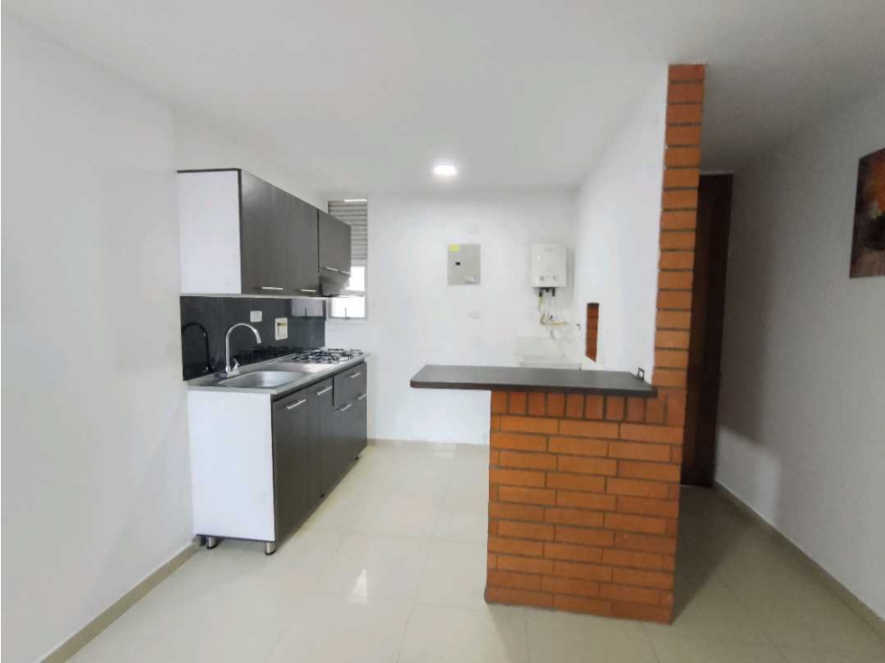 EN VENTA APARTAESTUDIO EN BOSTON, MEDELLIN PISO 3