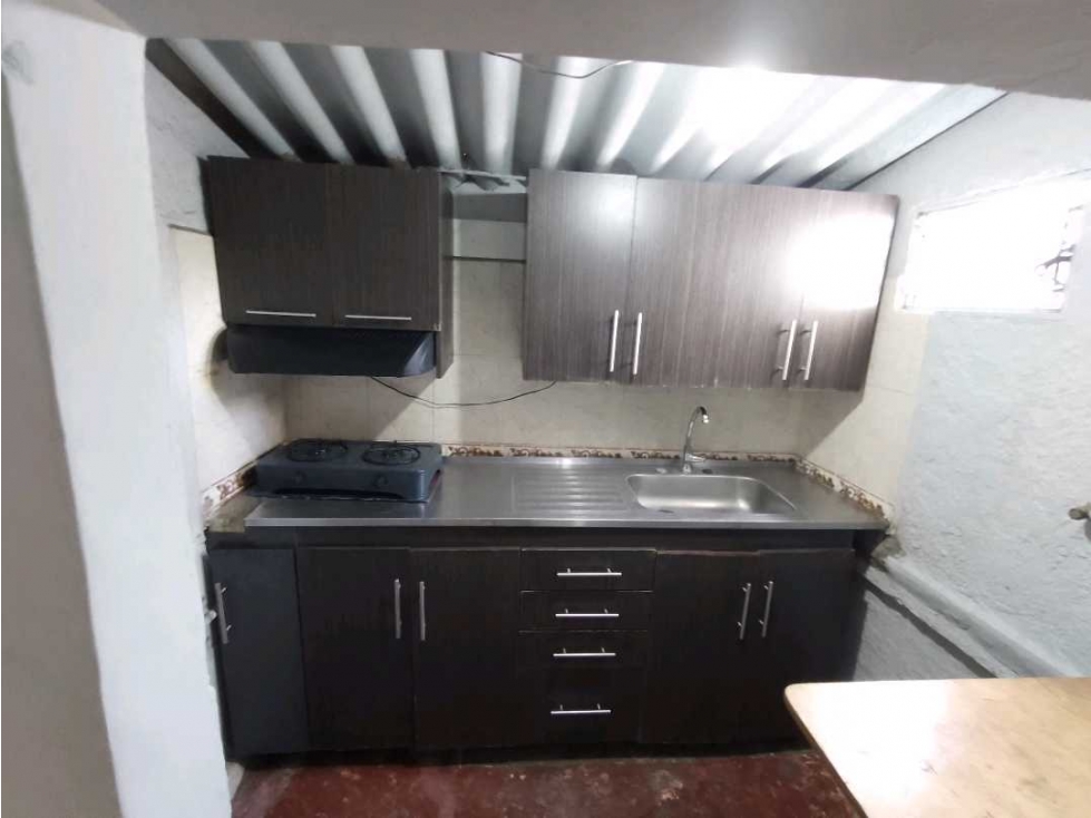APARTAMENTO EN VENTA EN ARANJUEZ, MEDELLIN. PISO 2 y 3