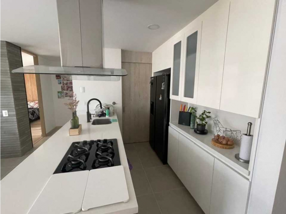 Arrendamos Apartamento en Envigado Las Brujas con 3 alcobas