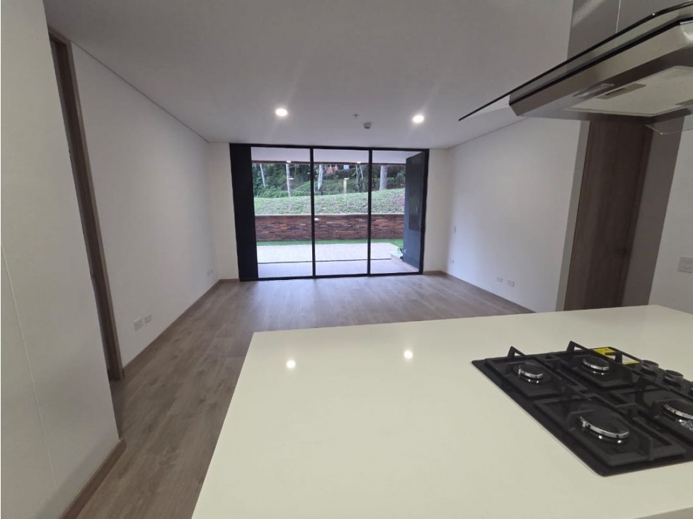 ARRENDAMOS APARTAMENTO PARA ESTRENAR CON TERRAZA EN EL RETIRO - 5