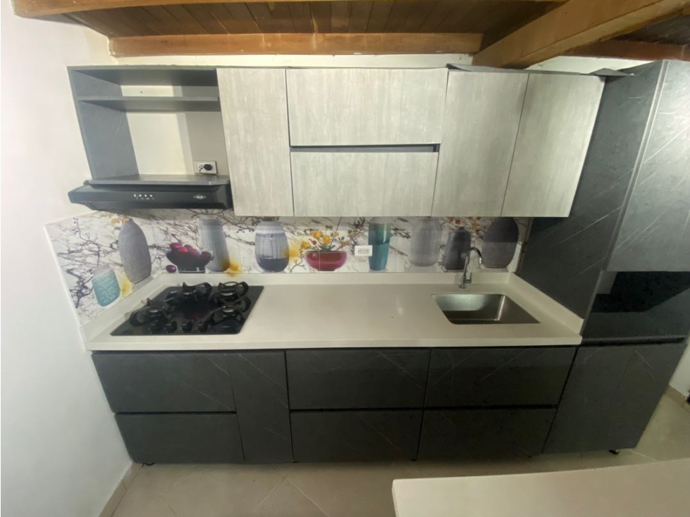 CASA EN VENTA EN LAS PALMAS, MEDELLIN. DOS NIVELES