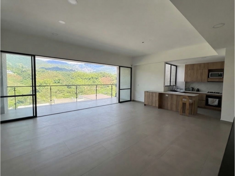SE ARRÍENDA CASA EN CONJUNTO CERRADO - AV. CENTENARIO NORTE DE ARMENIA